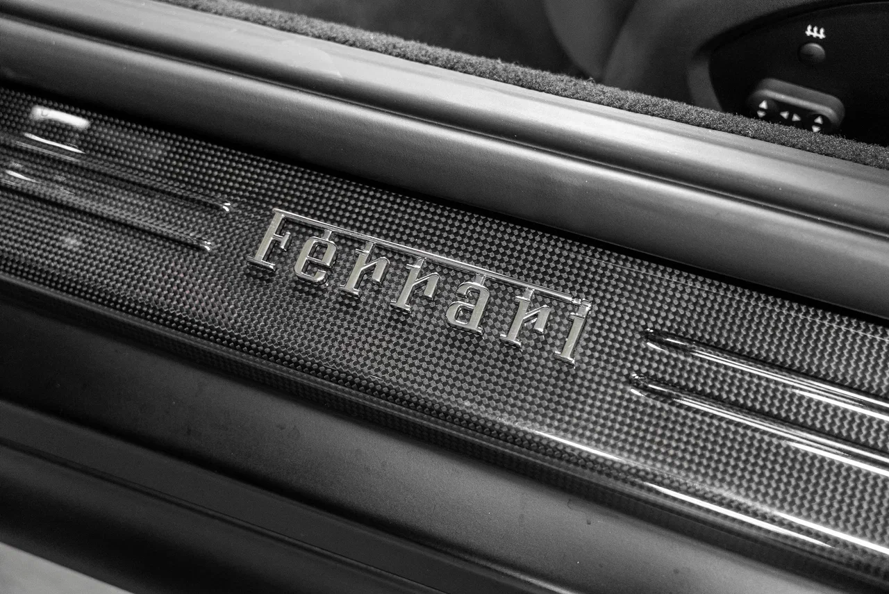 Ferrari 812 GTS 2024 - фото 21