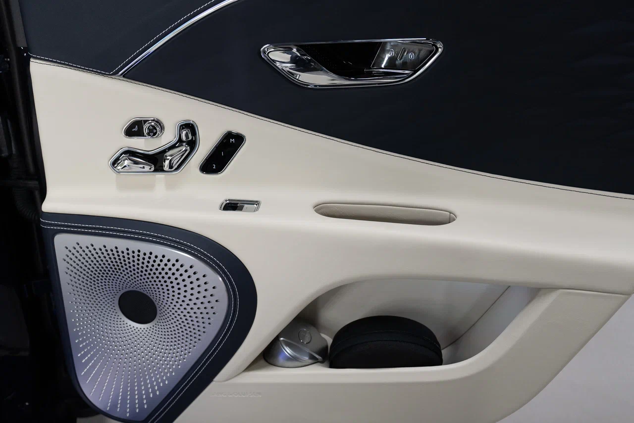 Bentley Flying Spur V8 2020 - фото 23