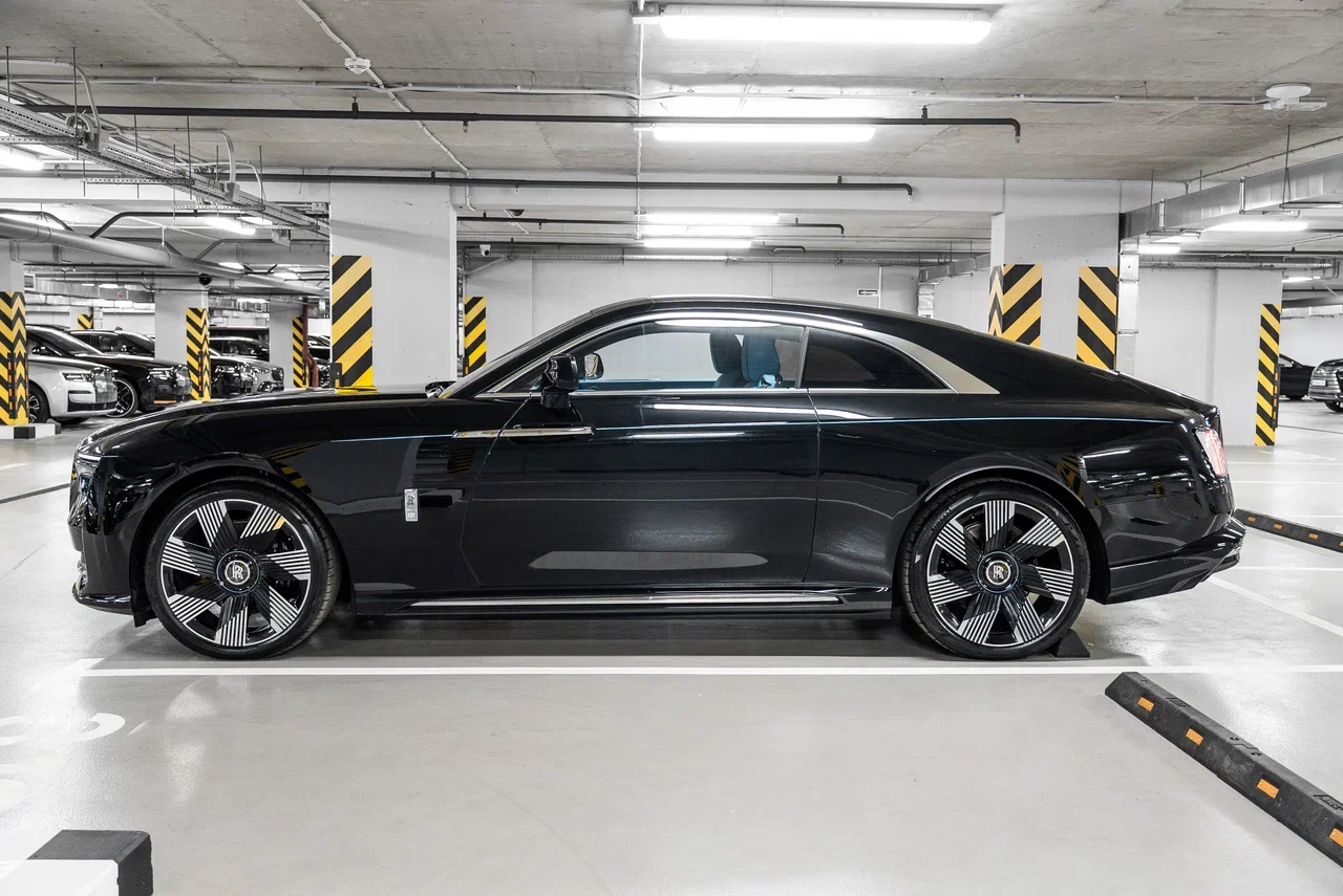 Rolls-Royce Spectre 2024 - фото 5