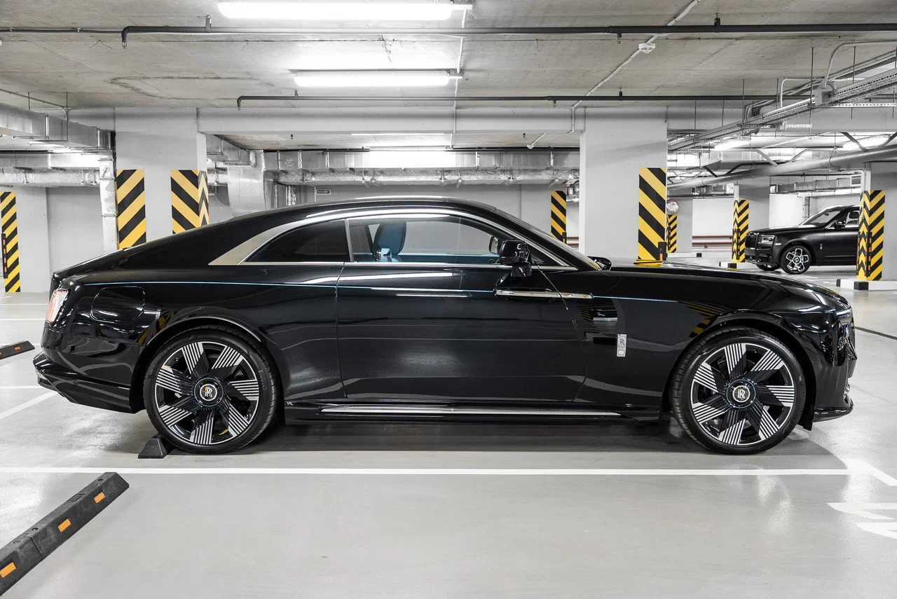 Rolls-Royce Spectre 2024 - фото 9
