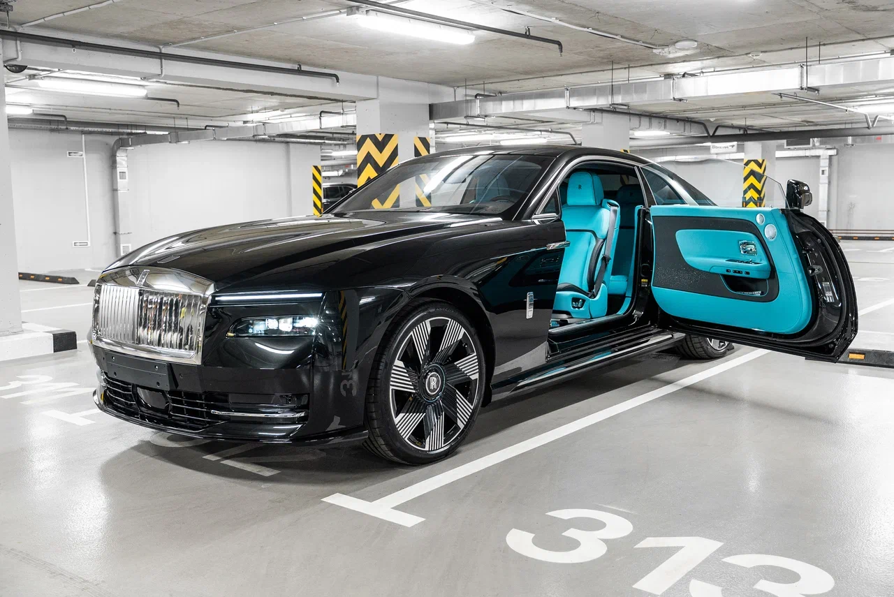 Rolls-Royce Spectre 2024 - фото 11