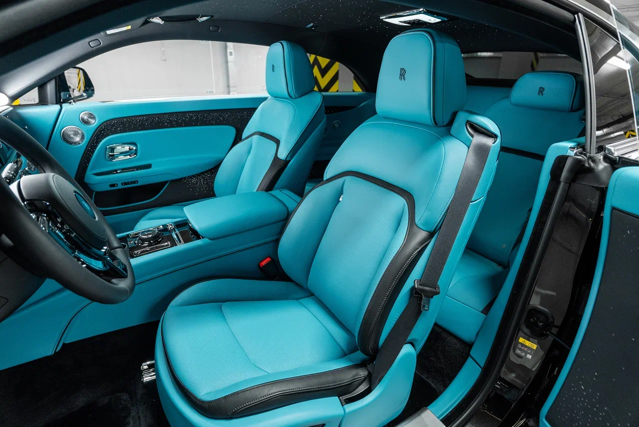 Rolls-Royce Spectre 2024 - фото 17