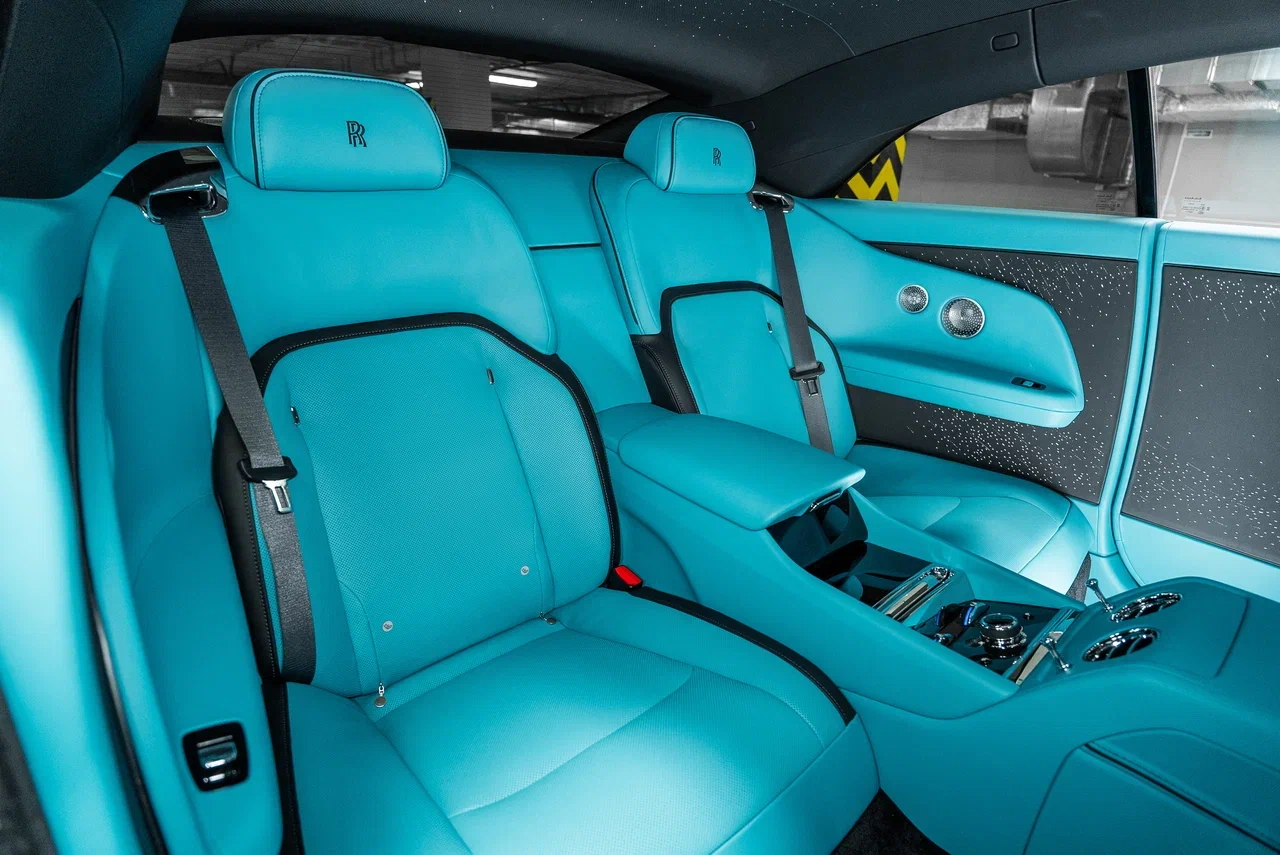 Rolls-Royce Spectre 2024 - фото 20