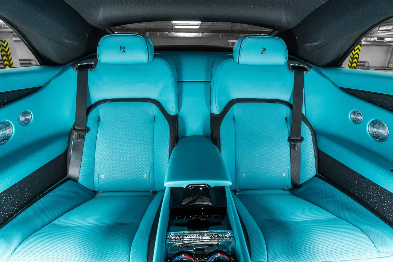 Rolls-Royce Spectre 2024 - фото 21