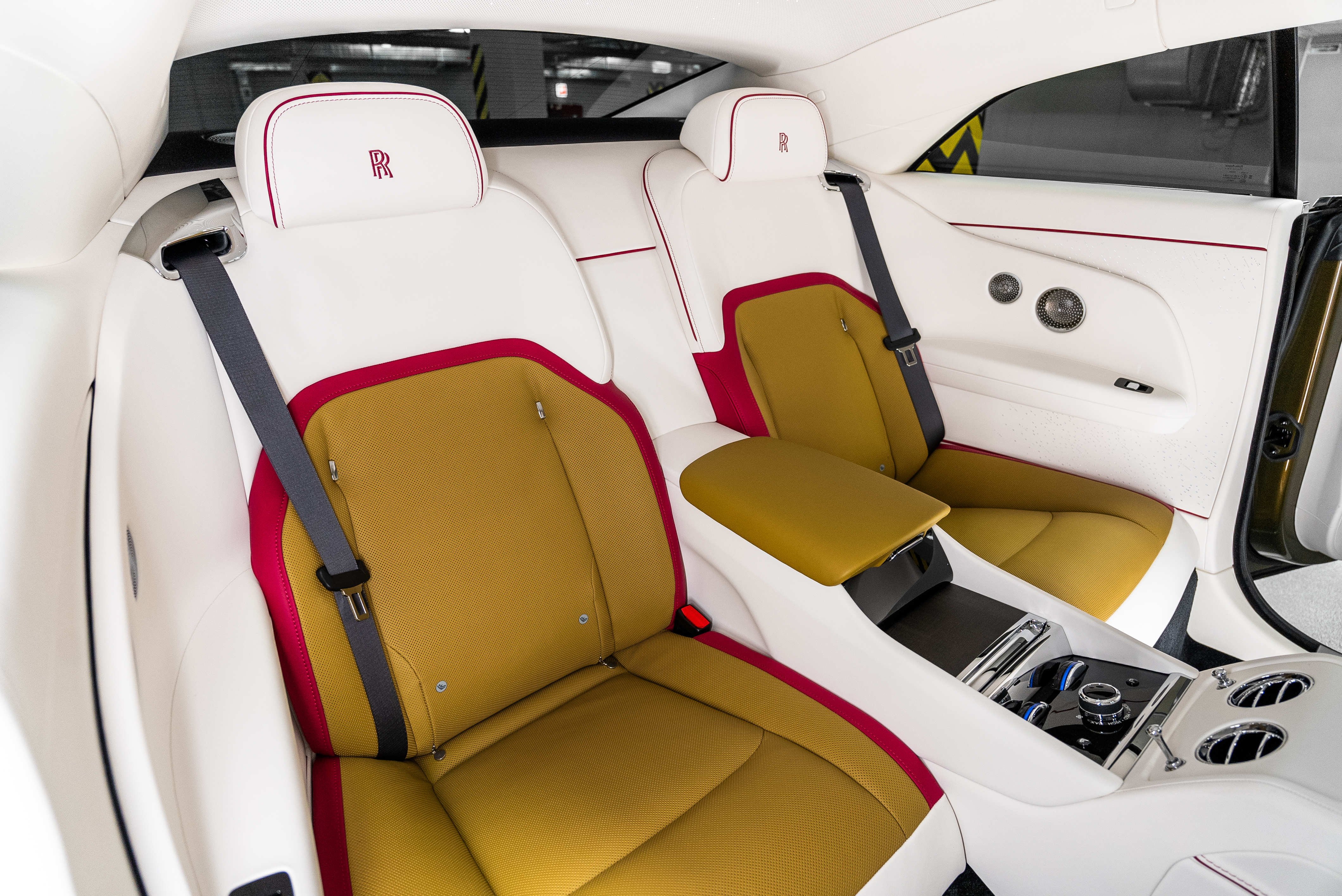 Rolls-Royce Spectre 2025 - фото 22