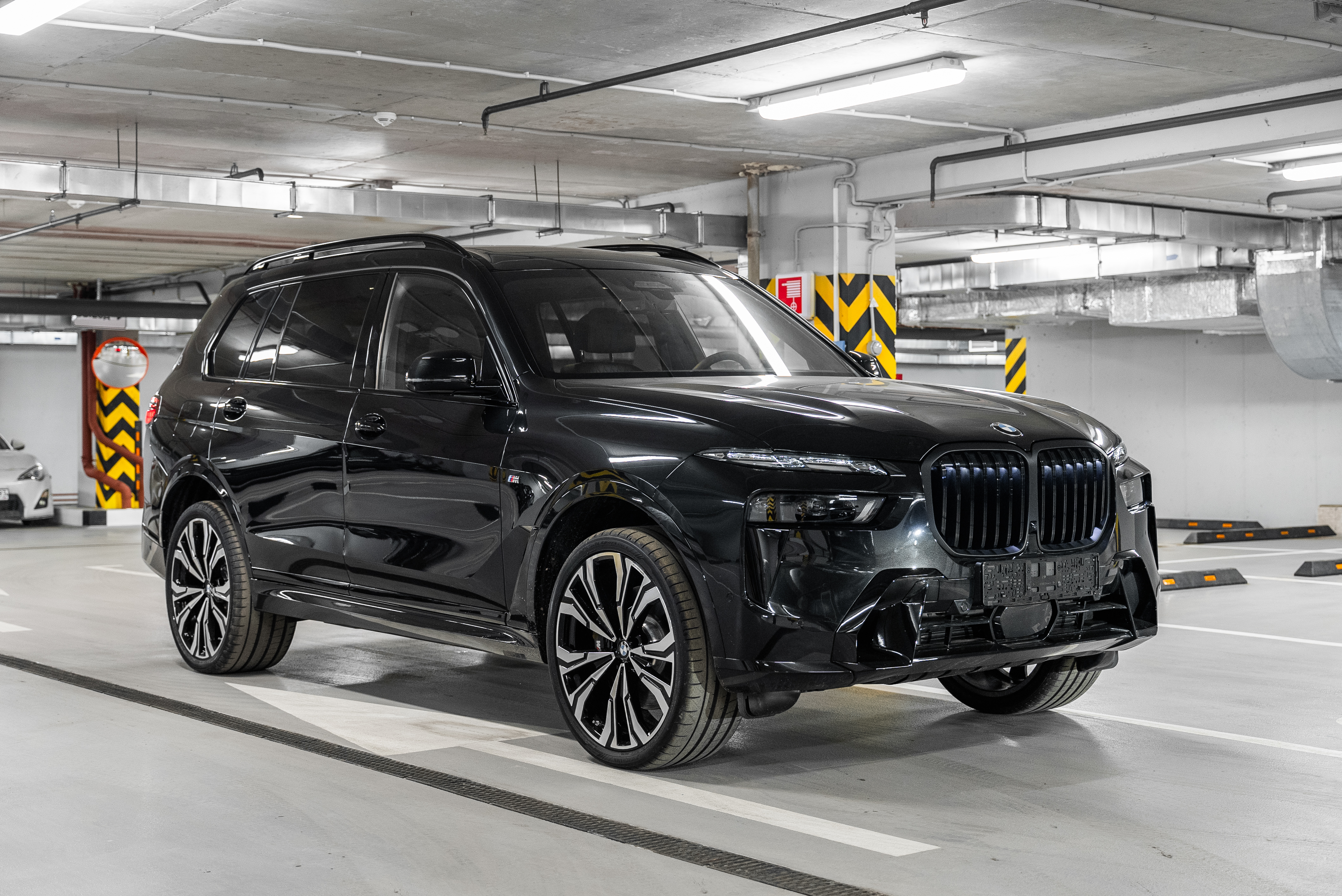 BMW X7 40d 2026 - фото 2