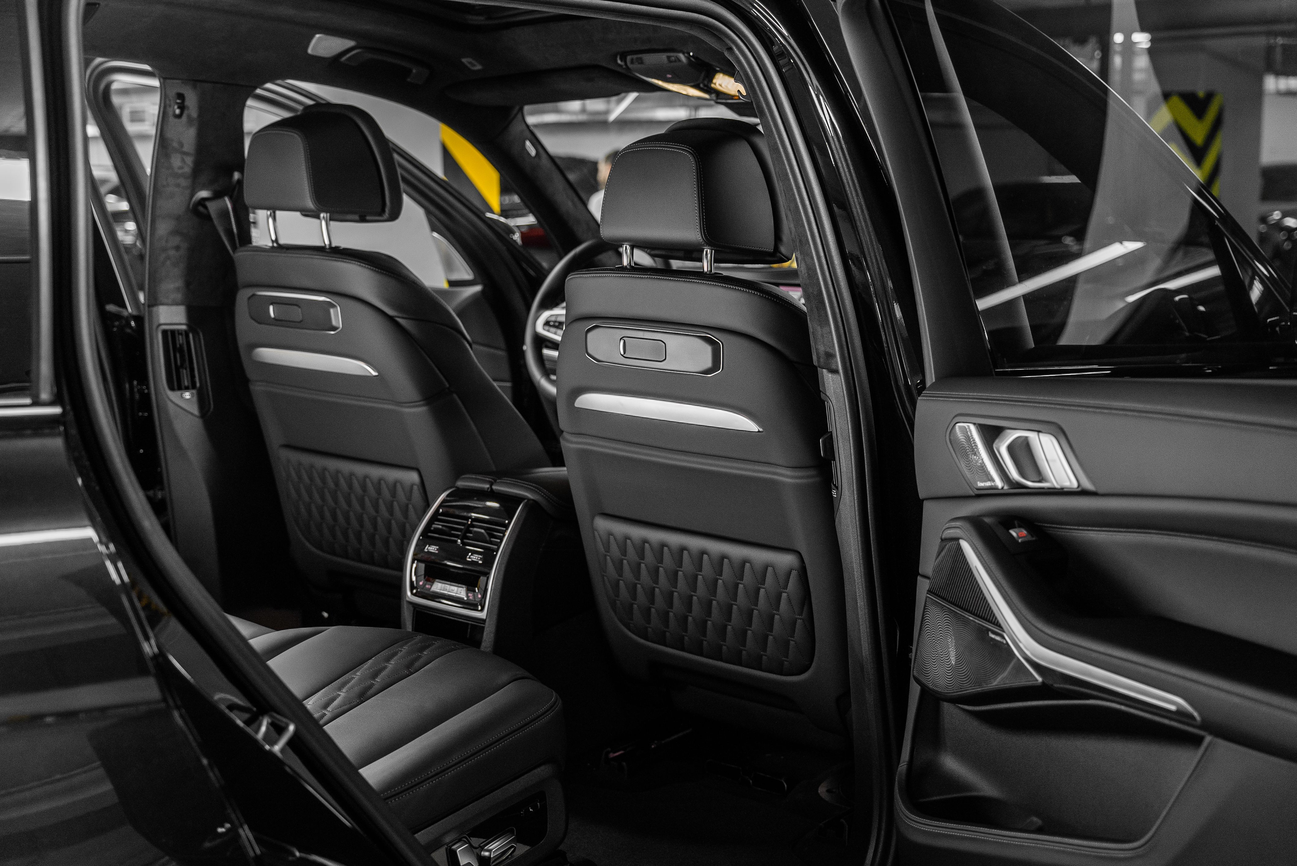 BMW X7 40d 2026 - фото 26