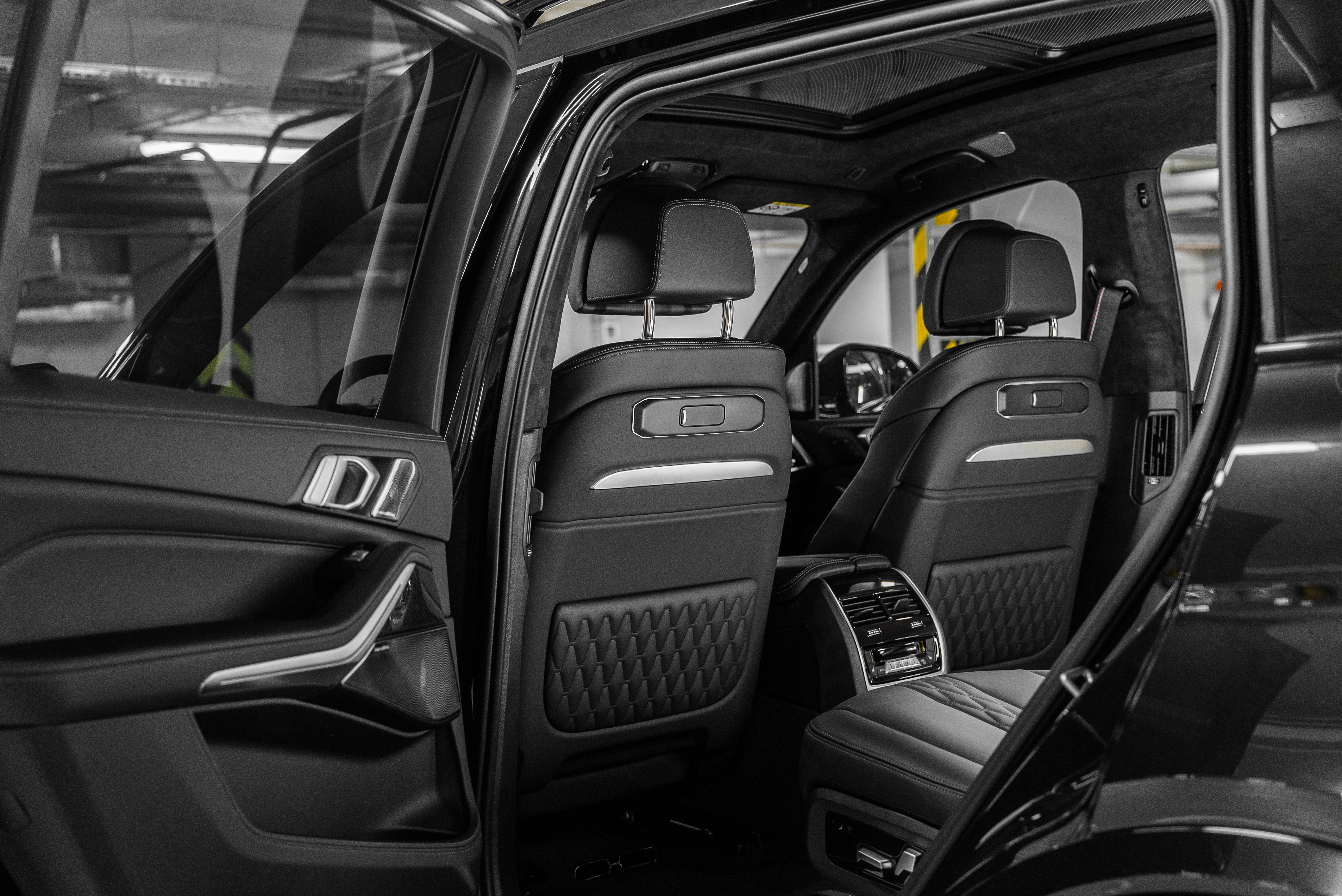 BMW X7 40d 2026 - фото 27