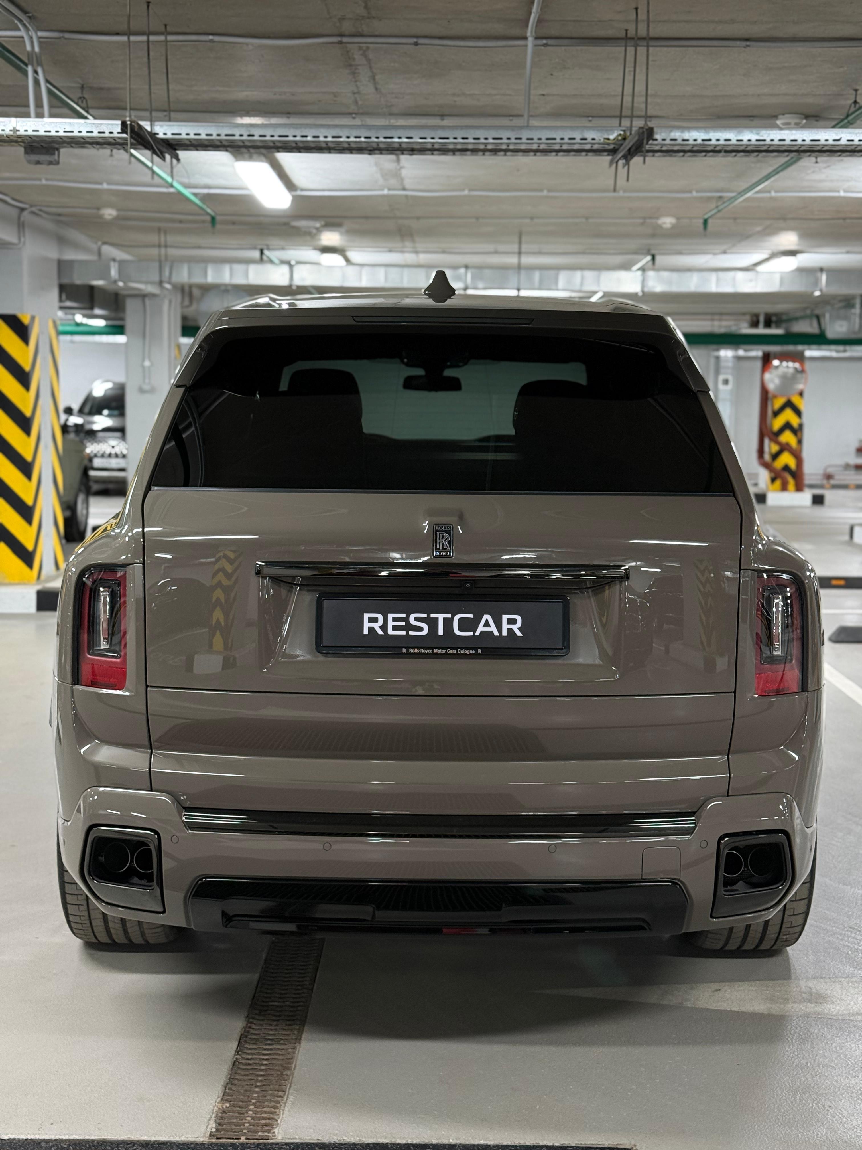 Rolls-Royce Cullinan Black Badge 2025 - фото 5