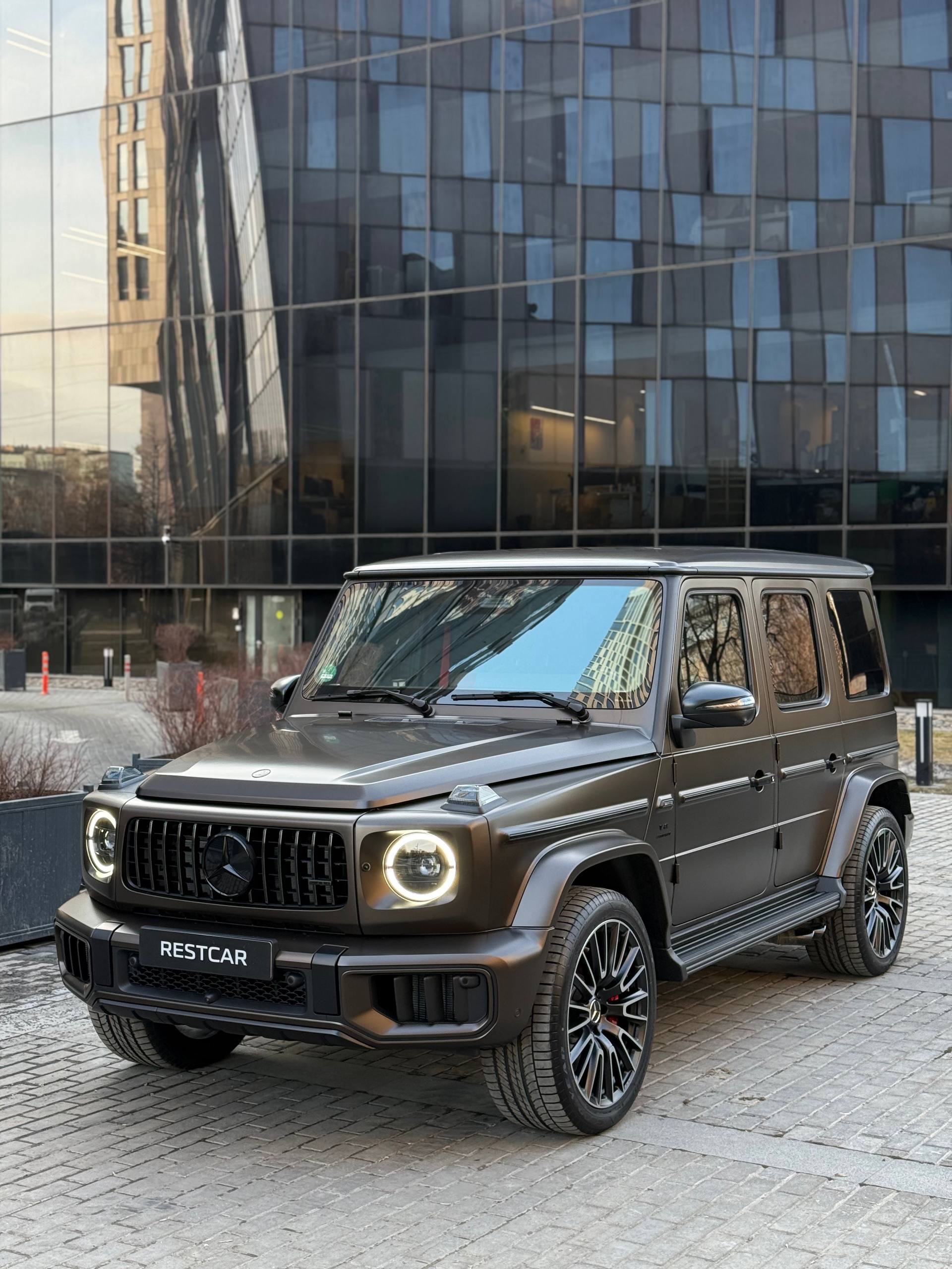 Mercedes-Benz G63 AMG 2026 - фото 3