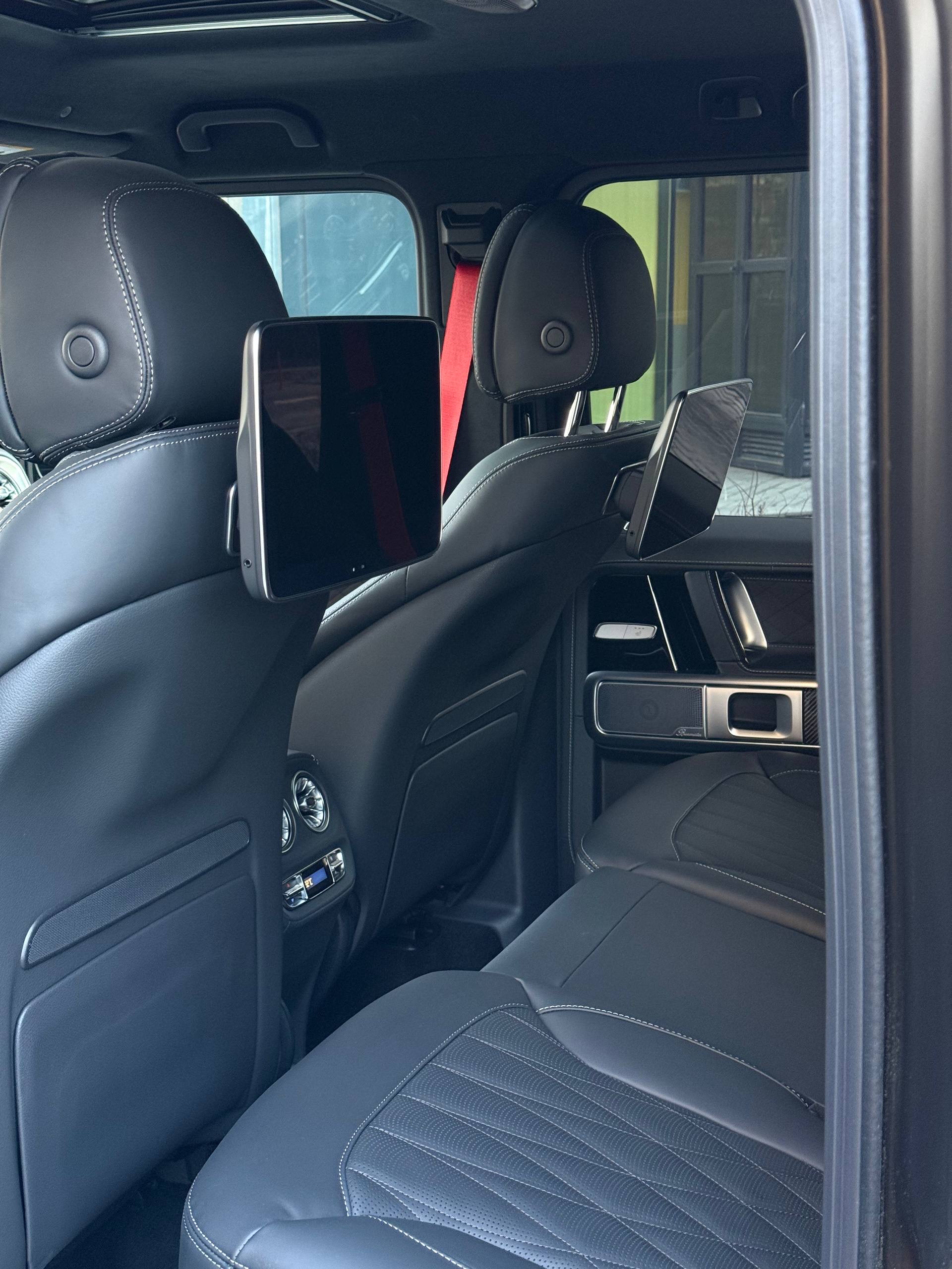 Mercedes-Benz G63 AMG 2026 - фото 21